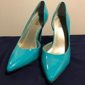 Teal Heels size 6.5